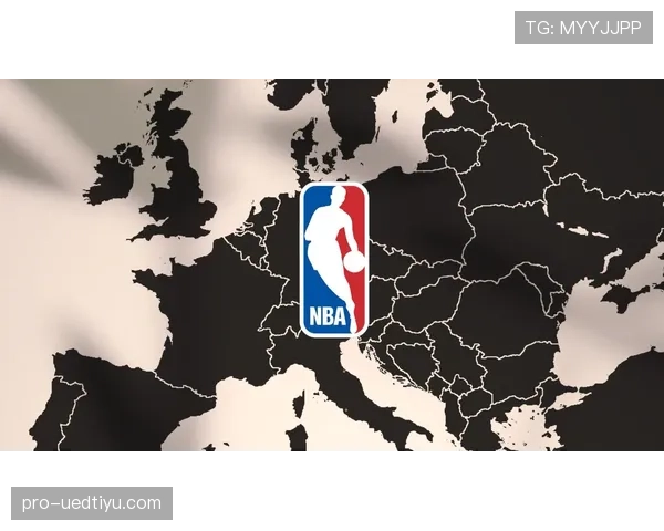 揭秘NBA与FIBA中对阻挡犯规判定的核心区别详解